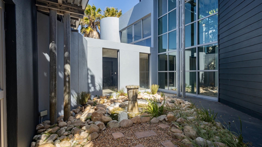 To Let 3 Bedroom Property for Rent in Sunset Beach Western Cape